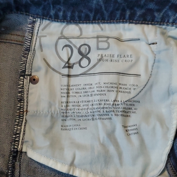 High Rise Cropped Jeans, Medium Wash - Picture 2 of 3